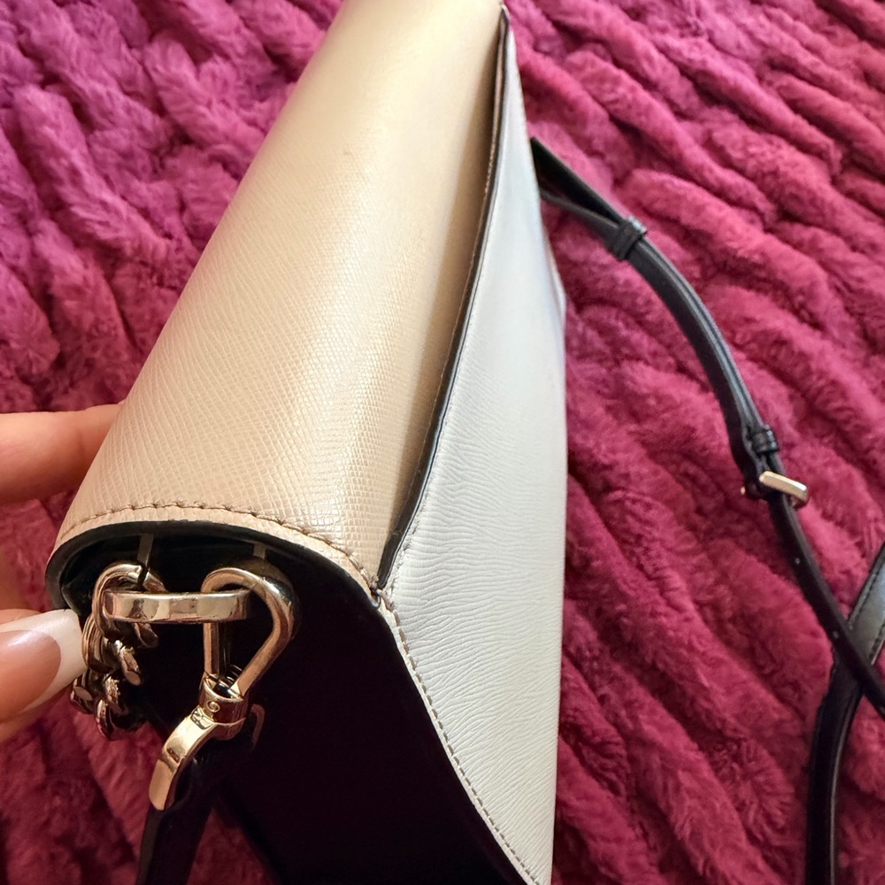 kate spade Cream Crossbody with Black Strap and Gold Chain - Picture 3 of 6